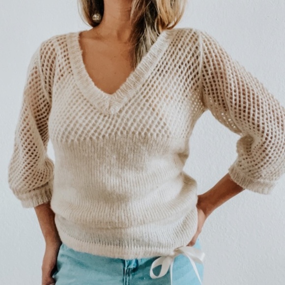 American Rag Sweaters - American Rag Wool/Mohair Blend Sweater - Blush/Cream Size L/XL